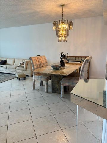 7310 Ashford Place 304, Delray Beach, FL 33446