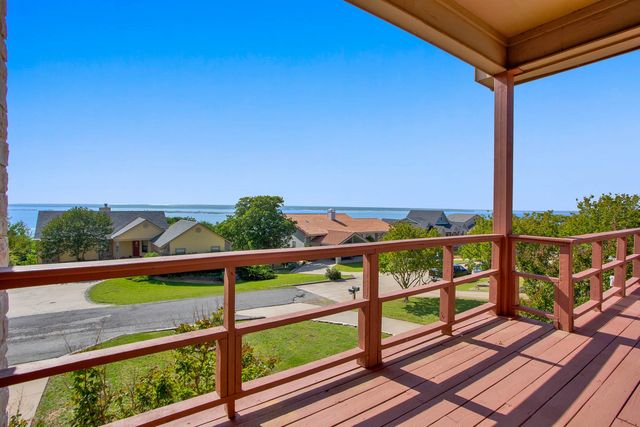 154 Vista Court, Pottsboro, TX 75076