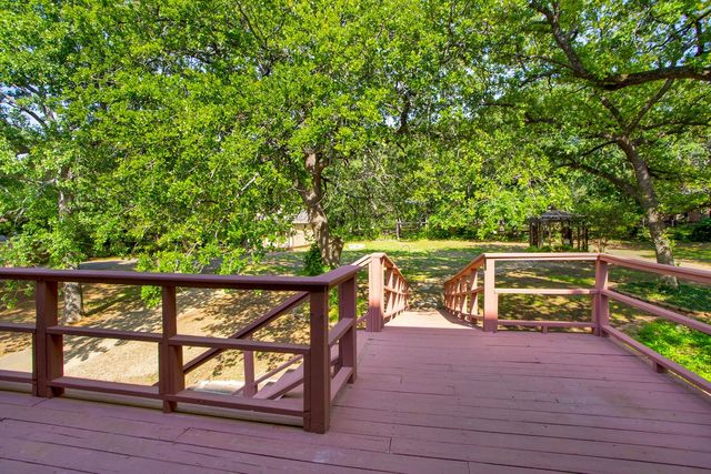 154 Vista Court, Pottsboro, TX 75076