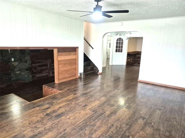 1045 S Reno Avenue, El Reno, OK 73036