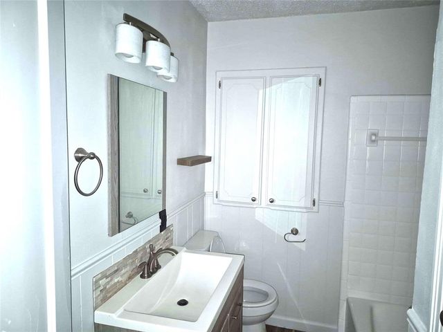 1045 S Reno Avenue, El Reno, OK 73036