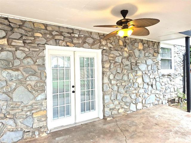 1045 S Reno Avenue, El Reno, OK 73036