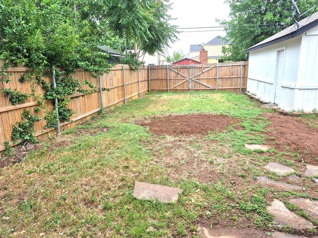 1045 S Reno Avenue, El Reno, OK 73036