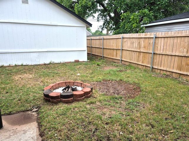 1045 S Reno Avenue, El Reno, OK 73036