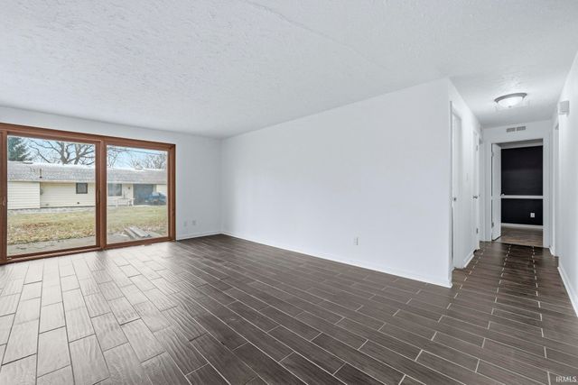 705 Caribe Boulevard, Fort Wayne, IN 46815