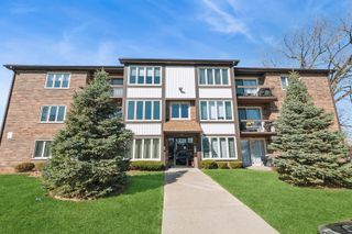 5024 Circle Court 1002, Crestwood, IL 60418