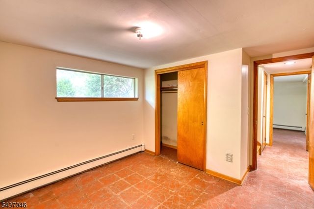 419 Knowlton St, Belvidere Twp., NJ 07823