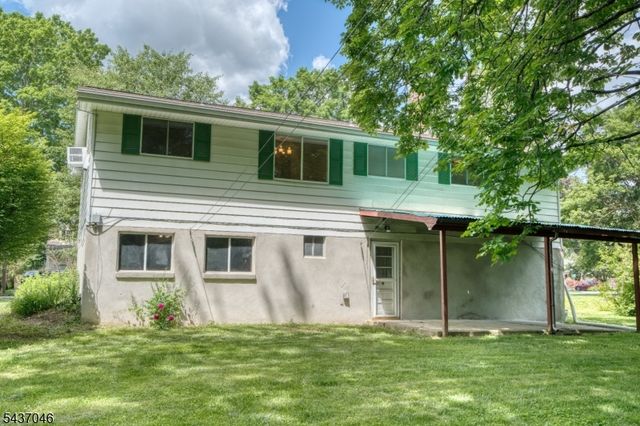 419 Knowlton St, Belvidere Twp., NJ 07823