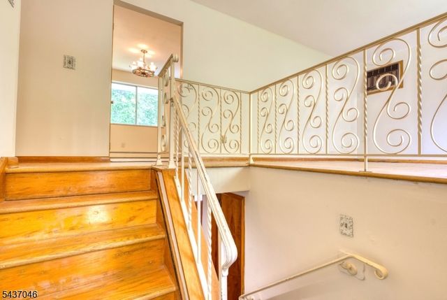 419 Knowlton St, Belvidere Twp., NJ 07823