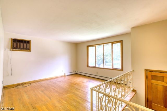 419 Knowlton St, Belvidere Twp., NJ 07823