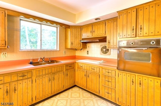 419 Knowlton St, Belvidere Twp., NJ 07823