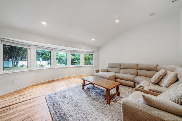 95 Walnut Street, Lake Grove, NY 11755