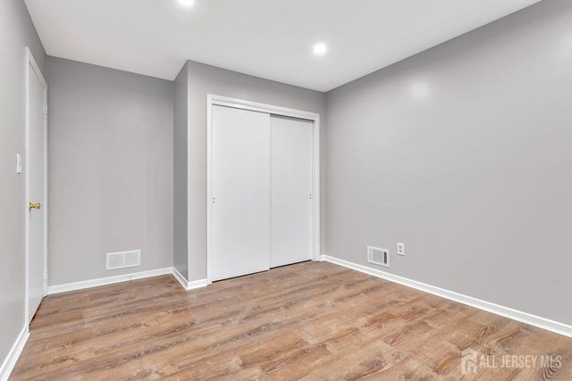 118 Arlington Avenue, South Plainfield, NJ 07080