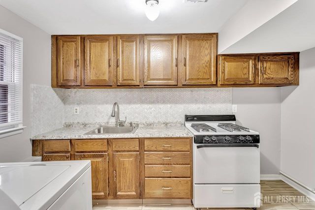 118 Arlington Avenue, South Plainfield, NJ 07080