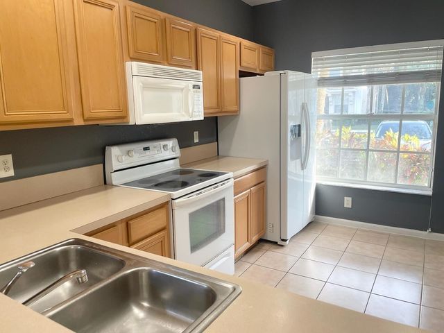 4968 Palmbrooke Circle, West Palm Beach, FL 33417