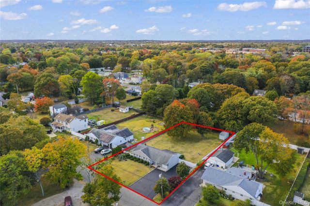 31 Franklin Avenue, Brentwood, NY 11717