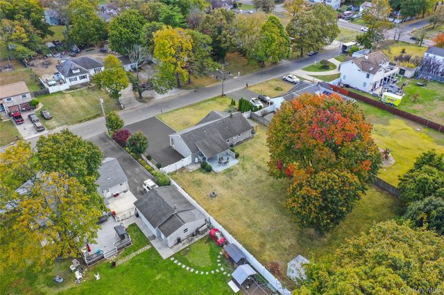 31 Franklin Avenue, Brentwood, NY 11717