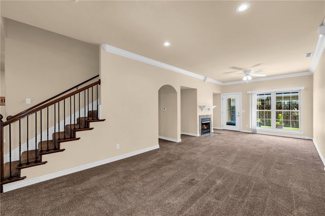 2804 W Valley West Court, Rogers, AR 72756