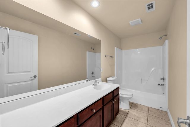 2804 W Valley West Court, Rogers, AR 72756
