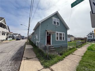 884 East Eagle Street N, Buffalo, NY 14210