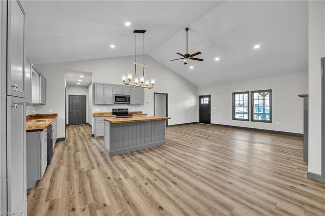 106 Blairfield Court, North Wilkesboro, NC 28659