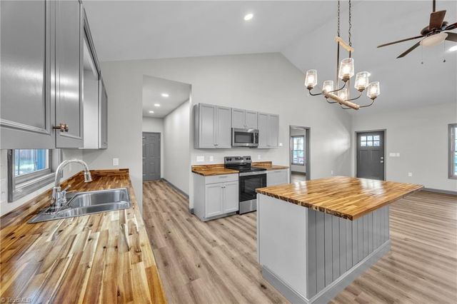 106 Blairfield Court, North Wilkesboro, NC 28659