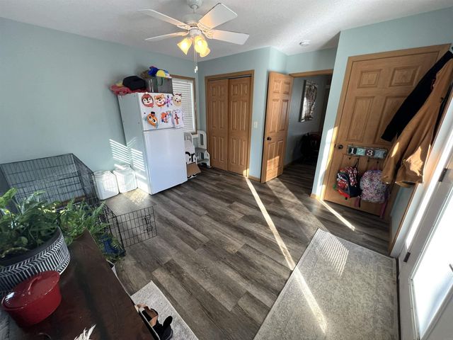 1214 Ash St, Osage, IA 50461