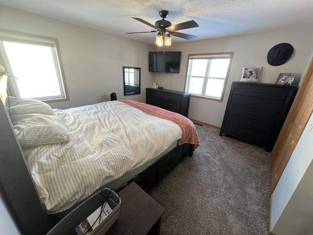 1214 Ash St, Osage, IA 50461