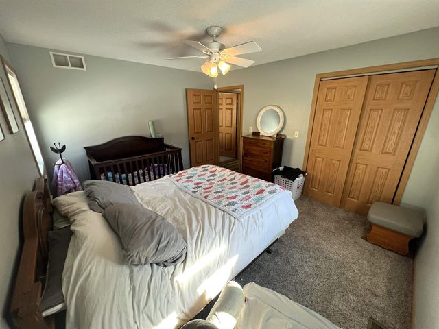 1214 Ash St, Osage, IA 50461