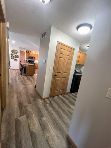 1214 Ash St, Osage, IA 50461