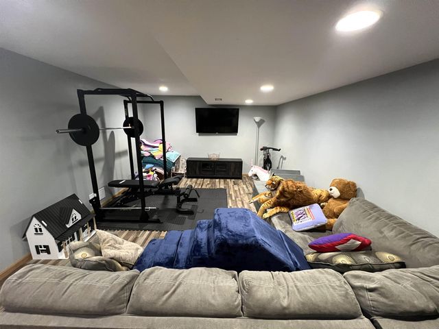 1214 Ash St, Osage, IA 50461