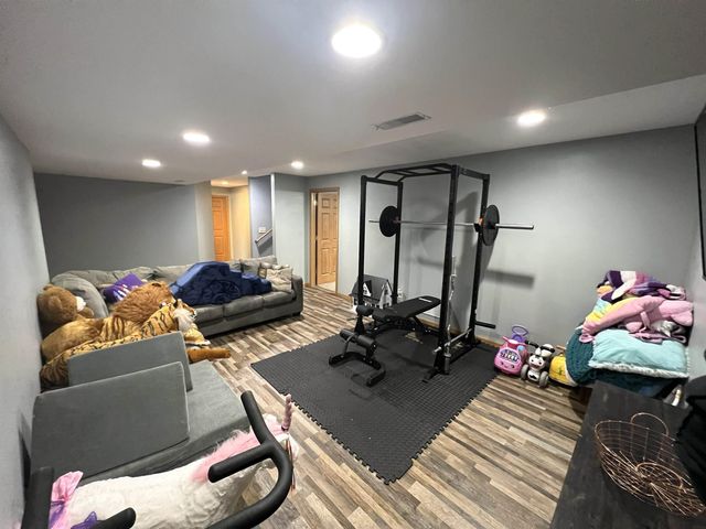 1214 Ash St, Osage, IA 50461