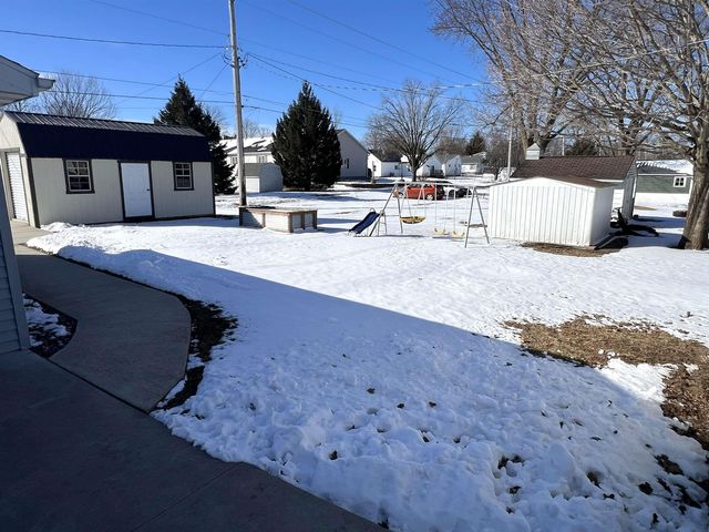 1214 Ash St, Osage, IA 50461