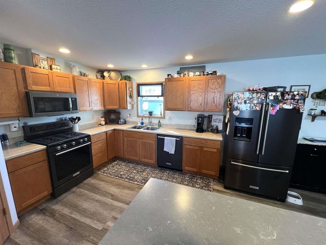 1214 Ash St, Osage, IA 50461