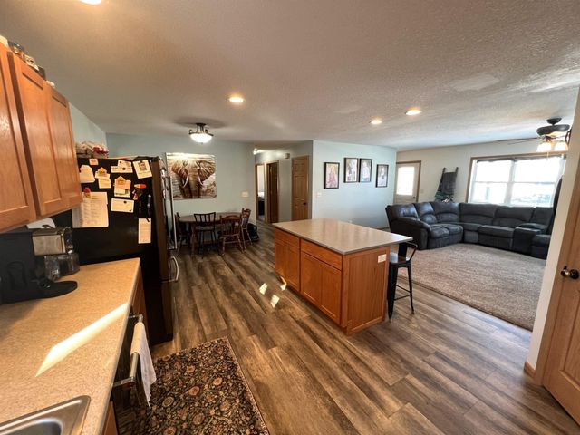 1214 Ash St, Osage, IA 50461