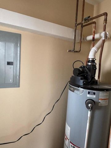 7644 S Cornell Avenue, Chicago, IL 60649