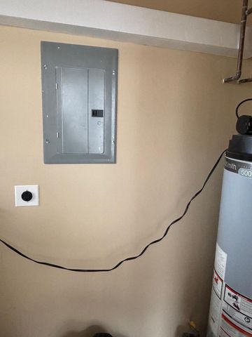 7644 S Cornell Avenue, Chicago, IL 60649