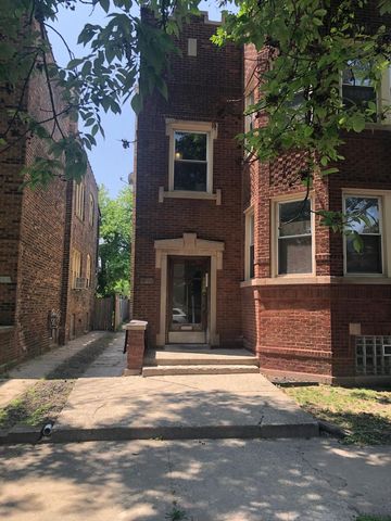 7644 S Cornell Avenue, Chicago, IL 60649
