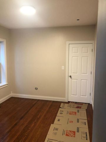 7644 S Cornell Avenue, Chicago, IL 60649