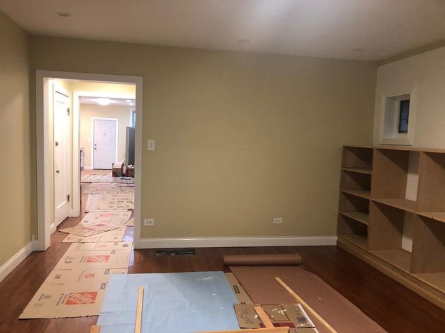 7644 S Cornell Avenue, Chicago, IL 60649