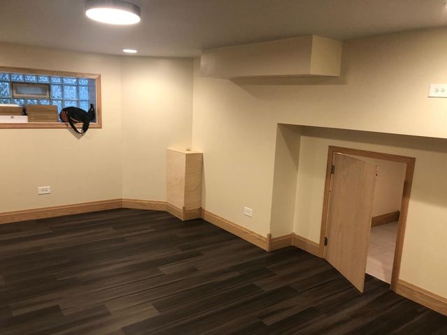 7644 S Cornell Avenue, Chicago, IL 60649