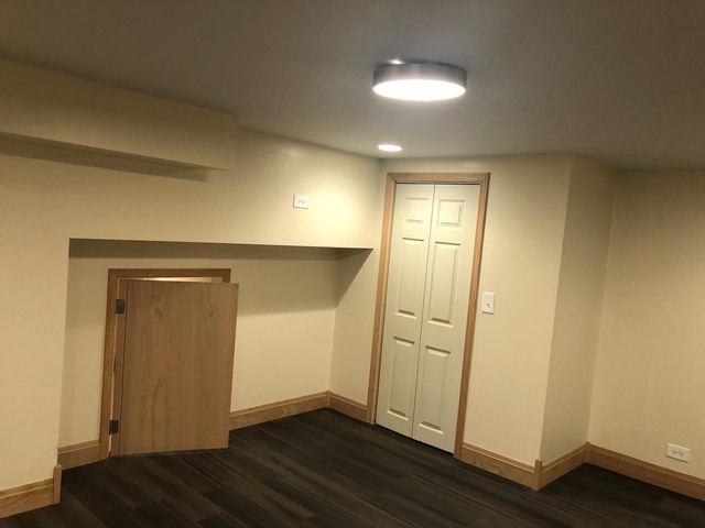 7644 S Cornell Avenue, Chicago, IL 60649