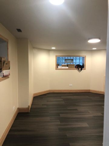 7644 S Cornell Avenue, Chicago, IL 60649