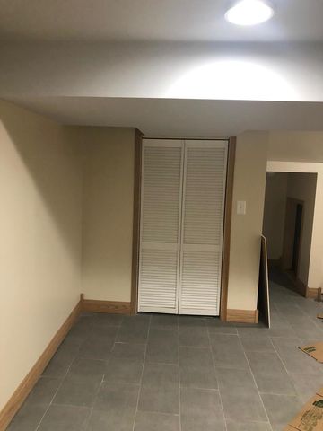 7644 S Cornell Avenue, Chicago, IL 60649