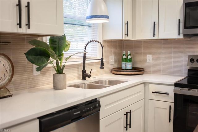 5007 81st ST, Hampton, VA 23605