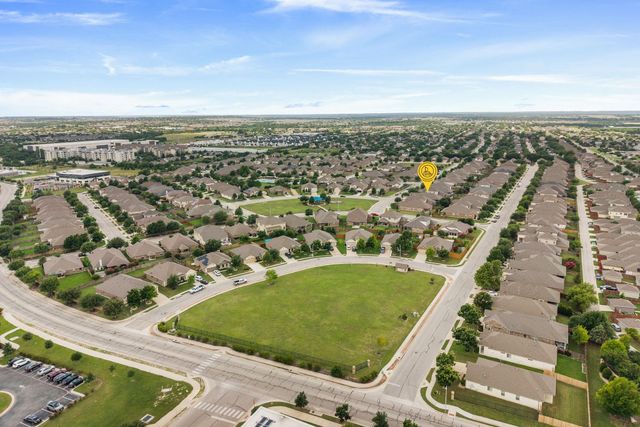 501 Buttermilk LN, Leander, TX 78641