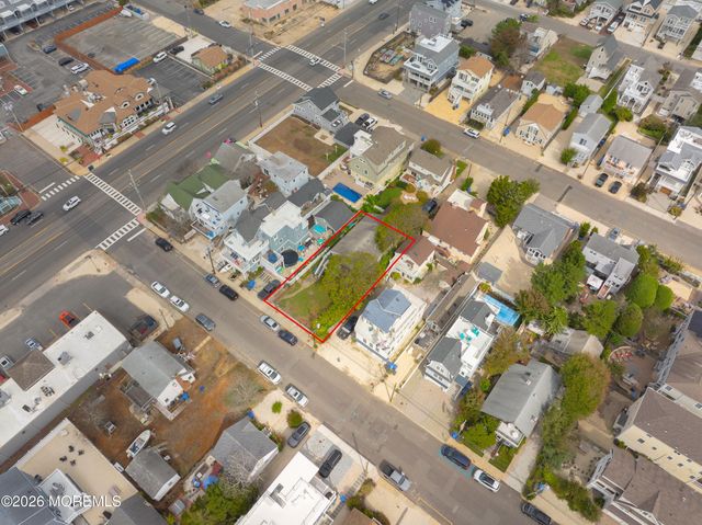 221 11th Street, Beach Haven, NJ 08008