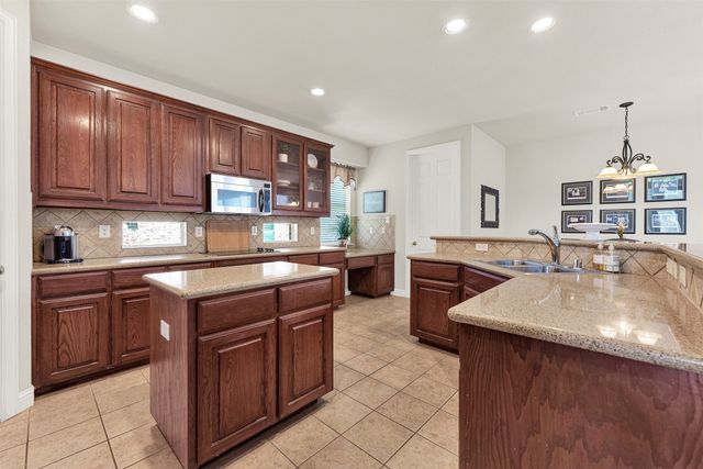 7105 TEAL CREST Drive, Plano, TX 75024