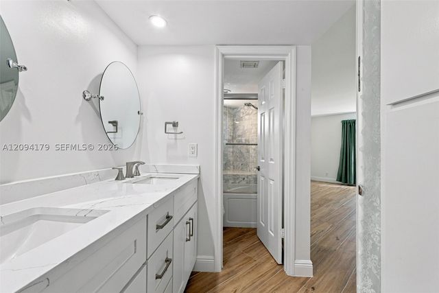 146 Seabreeze Cir, Jupiter, FL 33477