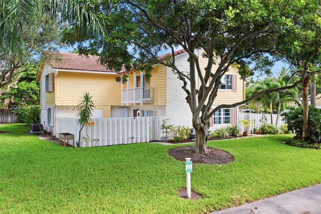 146 Seabreeze Cir, Jupiter, FL 33477